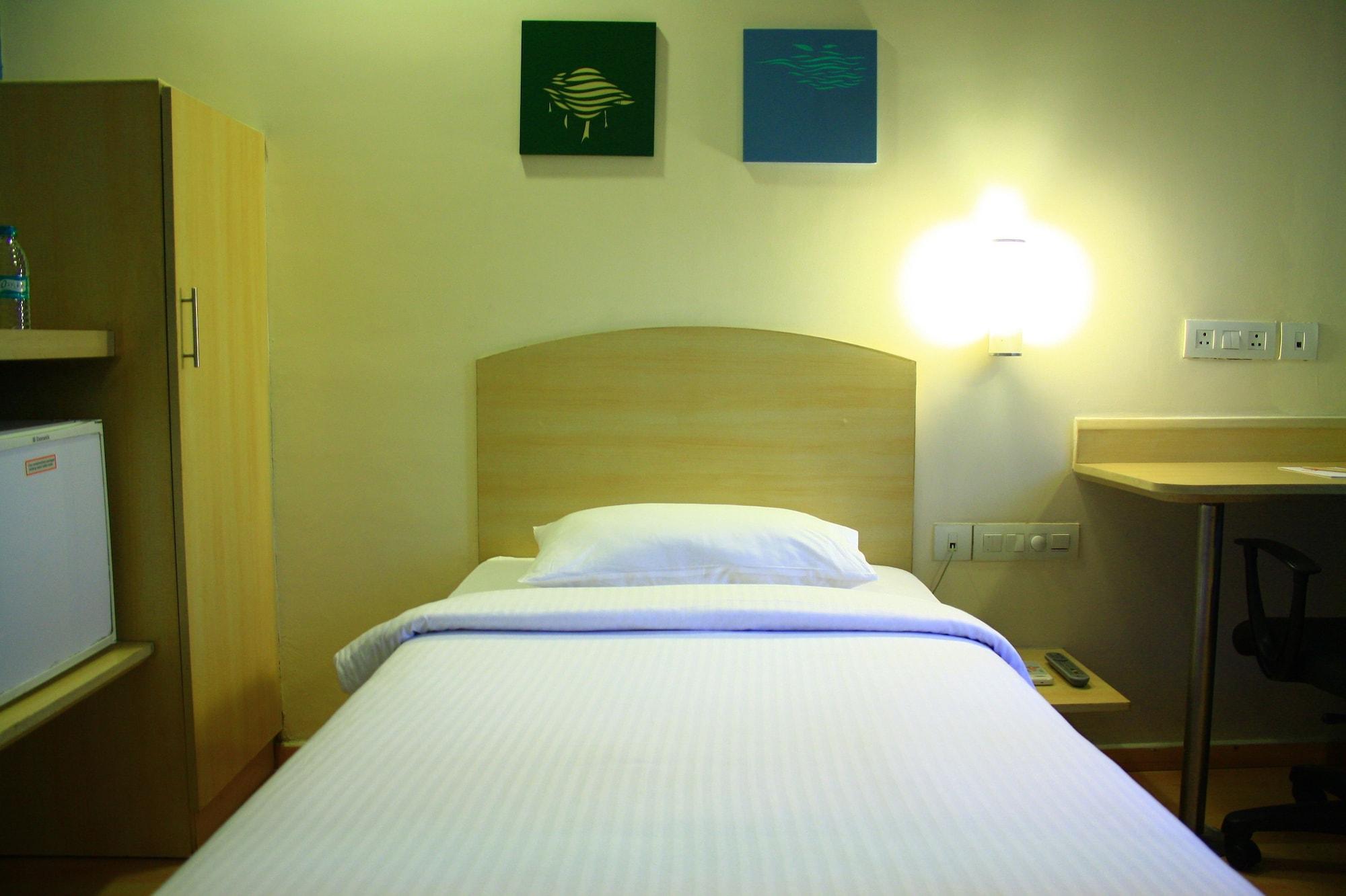 Hotel Manesar Gurgaon Buitenkant foto