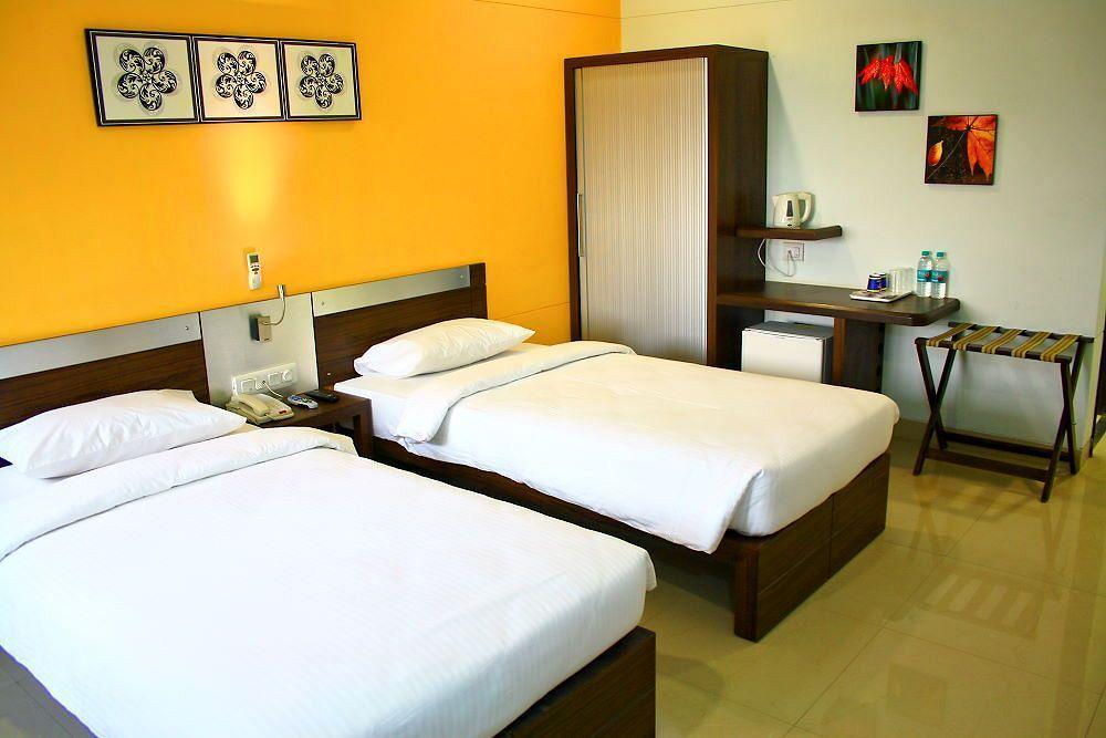 Hotel Manesar Gurgaon Buitenkant foto