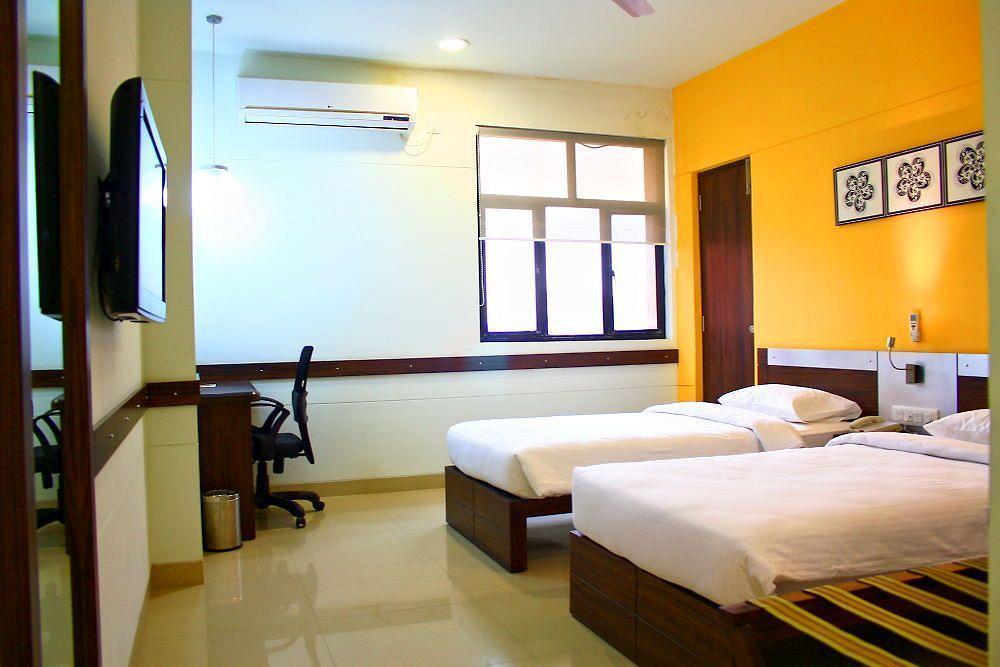 Hotel Manesar Gurgaon Buitenkant foto